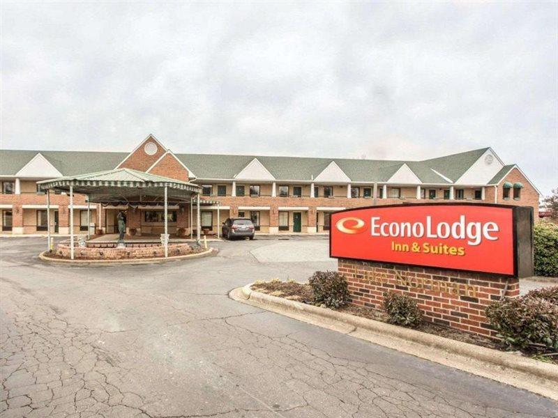 Red Roof Inn & Suites Cornelius - Lake Norman Exteriér fotografie